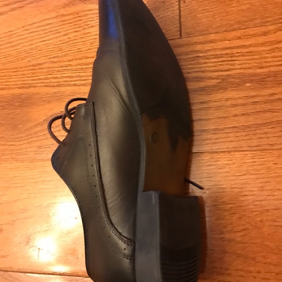 Brown Leather Dress Shoes - Picture 3 of 4